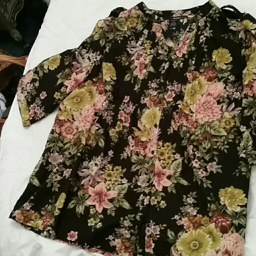 Beautiful cotton shirt brand new never worn